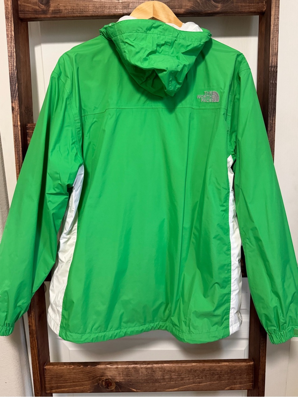 The North Face Green Hooded Rain Jacket with White Panels - Picture 5 of 5